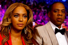 ビヨンセ、“浮気”噂される夫ジェイ・Zにラブソングを熱唱 画像