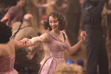 【シネマモード】『ロイヤル・ナイト　英国王女の秘密の外出』監督が語る、王女が“自由”を手にした特別な一夜 画像