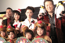 田中麗奈、「来年は30…」と飛躍の誓い　「よなよなペンギン」初日 画像