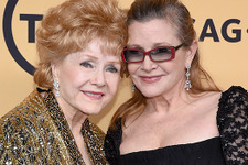 キャリー・フィッシャー母娘を追悼…ゴールデン・グローブ賞授賞式 画像