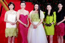 6女優三世代共演に広末涼子「こんな美人家系ないでしょう」 画像