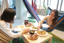 ブーム到来中！ ハンモックカフェでゆら～り夢気分を♪ 画像