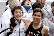 風が強く吹いている