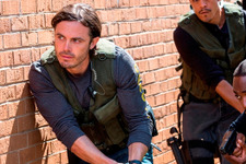 トリプル9 裏切りのコード