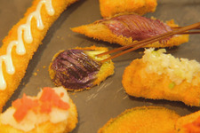 サクサク”極薄”衣！ 変わり種も豊富な予約必須の人気串揚げ店 画像