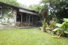 沖縄のおしゃれ朝食はココに決まり！ 緑に囲まれた一軒家カフェの絶品パン 画像