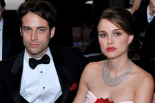 ナタリー・ポートマン、産休中はポップコーン片手にTV鑑賞を計画中 画像