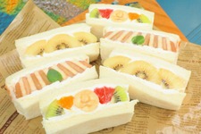 思わず写真に撮りたくなる！ 新鮮＆カラフルなフルーツサンド専門店 画像