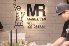 インスタ女子一目惚れ！ 話題の”ロールアイス専門店”って？ 画像