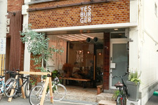 抜群に雰囲気が良い！ 肉汁あふれるハンバーガー専門店 画像