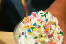 キュートなドリンクにうっとり！ ハワイアン風カフェスタンド 画像