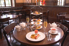 レトロクラシカルな気分に 贅沢アフタヌーンティーを満喫 画像