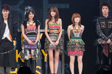 瀬戸康史、神戸コレクションのランウェイに緊張！　ファンモンの熱唱に観衆大熱狂 画像