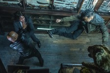 キアヌ、気づけばそこにナイフが 伝家の宝刀“ナイ・フー”炸裂『ジョン・ウィック』 画像