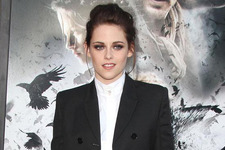 戦う“白雪姫”描く『スノーホワイト』、早くも続編の製作が決定！ 画像