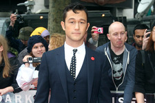 ジョゼフ・ゴードン＝レヴィット、兄の死に関する記述について米「GQ」誌に抗議 画像