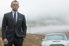 指令はエリザベス女王から？　英スパイ、ジェームズ・ボンドが五輪開会式に現る!? 画像