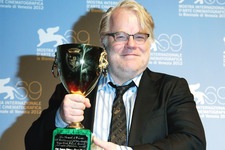 ヴェネチア国際映画祭、キム・ギドク新作が金獅子賞！　授賞式ではハプニングも… 画像