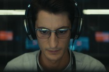 ピエール・ニネが天才的な音声分析官に！航空機業界の知られざる闇を暴く『ブラックボックス：音声分析捜査』公開 画像