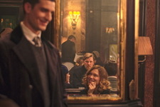 夫が妻の魅力的な一面に気づく、パリでの夜『ストーリー・オブ・マイ・ワイフ』本編映像 画像