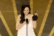 【第95回アカデミー賞】主演女優賞は『エブリシング・エブリウェア・オール・アット・ワンス』のミシェル・ヨー、アジア人俳優初の快挙！ 画像