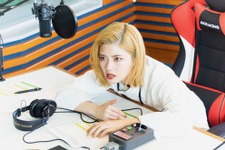 “ミナレ”小芝風花の演技に視聴者から賞賛「マシンガントークもお見事」…「波よ聞いてくれ」 画像