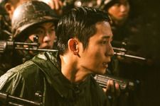 チョン・ヘイン主演「D.P. 」S2、永野芽郁＆鈴木京香「御手洗家、炎上する」ほかNetflix7月のラインアップ 画像