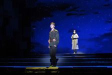 ミュージカル「愛の不時着」舞台写真到着 ユンサナ＆ジンジンのコメントも 画像