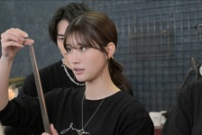 生見愛瑠“まこと”は誰かに追われていた？様々な考察広がる…「くるり～誰が私と恋をした？～」3話 画像