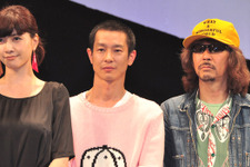 亀梨和也・主演映画の舞台挨拶に「KAT-TUN」がサプライズで乱入！ 画像
