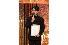 【第48回日本アカデミー賞】話題賞受賞の森本慎太郎「膝ががくがくして言葉が全部飛びました」 画像