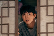 『おつかれさま』で鮮烈な「グァンシクの生き方」にはどんな言葉が似合うか 画像