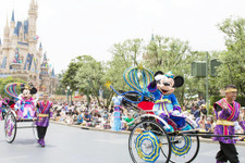 ディズニー恒例の七夕イベント始まる……和風衣装のミッキー＆ミニーが人力車で登場 画像