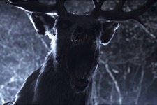 出会ったら勝ち目無し…狂獣バンビが車を破壊！『子鹿のゾンビ』本編映像 画像