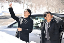 『映画ラストマン -FIRST LOVE-』公開は12月24日に　福山雅治×大泉洋の場面写真初公開 画像