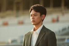 「本当に良いドラマ」「号泣」佐藤浩市“耕造”や妻夫木聡“栗須”の想いに感動の声上がる…「ザ・ロイヤルファミリー」1話 画像