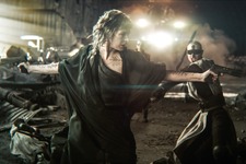 ミラ・ジョヴォヴィッチのアクション炸裂『ロストランズ　闇を狩る者』殺気全開予告編 画像