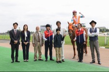 「真宙くんもかわいすぎます」「感動をありがとう」高杉真宙“佐木隆二郎”が登場「ザ・ロイヤルファミリー」 画像