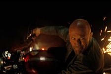 「彼自身がひとつのジャンル」監督＆共演者がジェイソン・ステイサムの”スゴさ“語る『ワーキングマン』幕間映像 画像