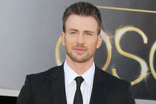 クリス・エヴァンス、新作で監督デビューへ 画像