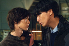 「全部が全部怪しい」「みんなの表情が怖すぎる」の声相次ぐ…藤井流星×七五三掛龍也共演「ぜんぶ、あなたのためだから」第4話 画像