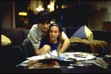 愛し合う男女が待ち受けるトラウマ必至の地獄へと続く序章『レクイエム・フォー・ドリーム 4Kリマスター』本編映像解禁 画像