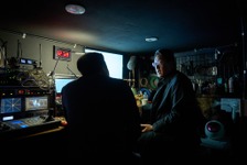 接待ゴルフを監視するヒョン・ボンシクが登場！カメオ出演も話題『ロビー！　4000億円を懸けた仁義なき18ホール』本編映像解禁 画像