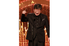 【第49回日本アカデミー賞】佐藤二朗、初の最優秀助演男優賞を受賞「みんな、愛してるぜ！」山田裕貴も涙 画像