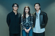 パク・ソジュン× オム・テグ共演、裏社会で生き残るのは…「ボーン・ギルティ」ディズニープラス独占配信決定 画像