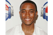 現在放送中「リゾーリ＆アイルズ」出演のリー・トンプソン・ヤングが拳銃自殺 画像