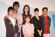 中島美嘉、“ガングロ”トヨエツと並んで「ナンセンス！」『サウスバウンド』公開 画像