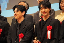 北村匠海＆吉沢亮＆横浜流星が男優賞を受賞！「素晴らしい二人とこの場に立ててうれしい」 画像