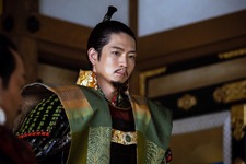 「主演の大河ドラマ期待しちゃう」松下洸平の“家康”にSNS絶賛の嵐…「豊臣兄弟！」34話 画像