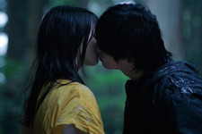 「涙なしで見れない」橋本環奈“緑”＆チェ・ジョンヒョプ“西上”、さよならのキスに反響「バカンスの法則」最終話配信 画像